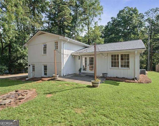 3167 Mountain Creek Lane NE, Roswell, GA 30075