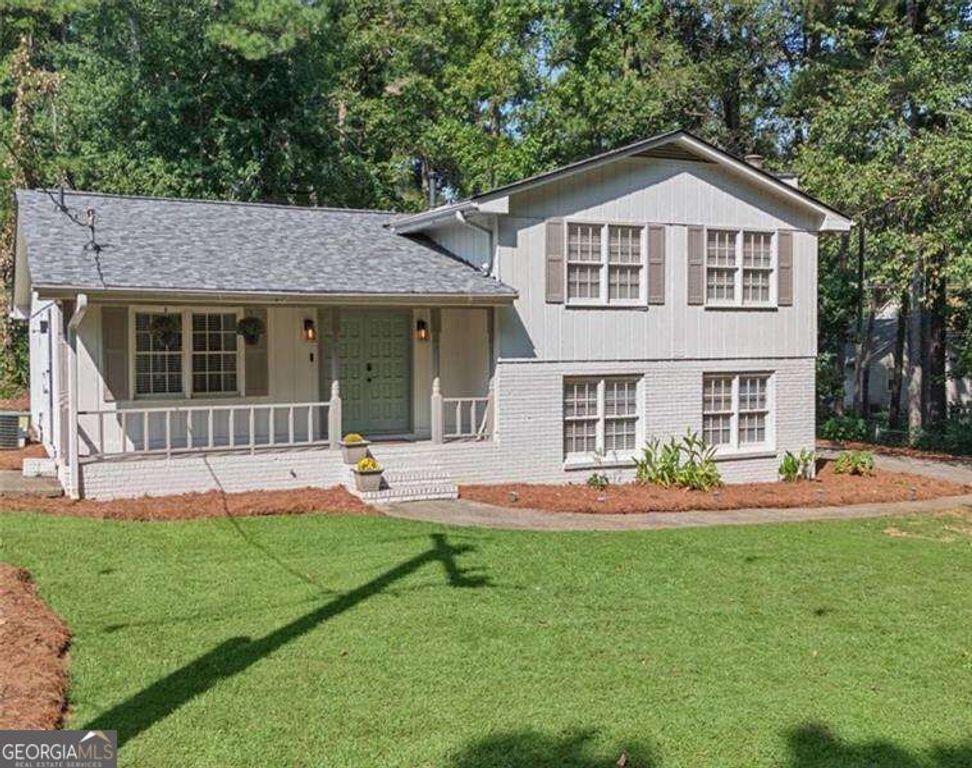 3167 Mountain Creek Lane NE, Roswell, GA 30075
