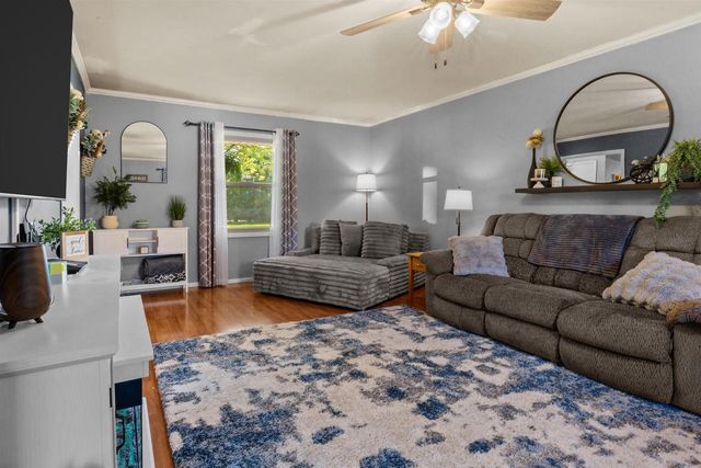 1147 GREEN ACRES LANE, Neenah, WI 54956