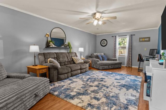 1147 GREEN ACRES LANE, Neenah, WI 54956