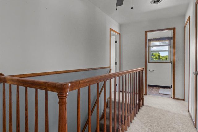 1147 GREEN ACRES LANE, Neenah, WI 54956