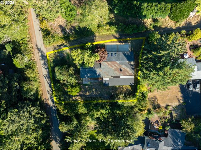 93924 KIRKENDALL Ln, North Bend, OR 97459