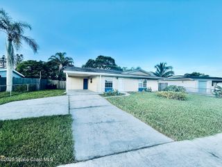 775 Bianca Drive NE, Palm Bay, FL 32905