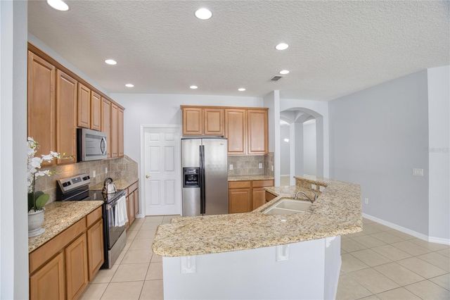 8808 ABBEY LEAF LANE, Orlando, FL 32827