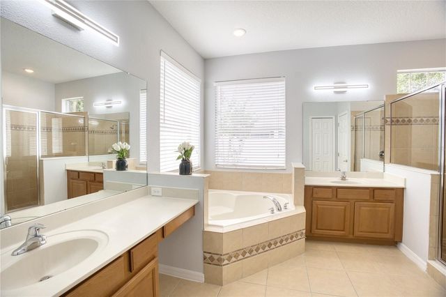 8808 ABBEY LEAF LANE, Orlando, FL 32827