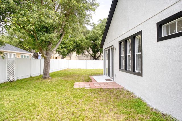 8808 ABBEY LEAF LANE, Orlando, FL 32827
