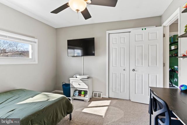 2173 CAROL DR, Harrisburg, PA 17110