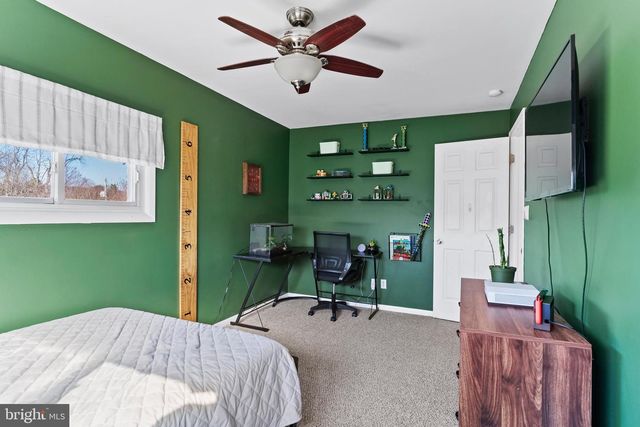 2173 CAROL DR, Harrisburg, PA 17110