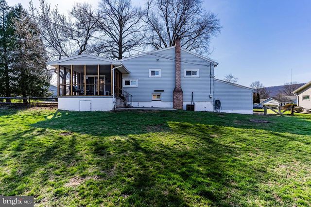 2173 CAROL DR, Harrisburg, PA 17110