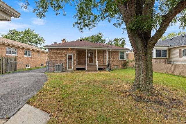 9643 S Richmond Avenue, Evergreen Park, IL 60805