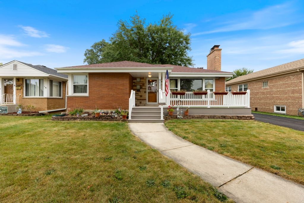 9643 S Richmond Avenue, Evergreen Park, IL 60805 — photo 2