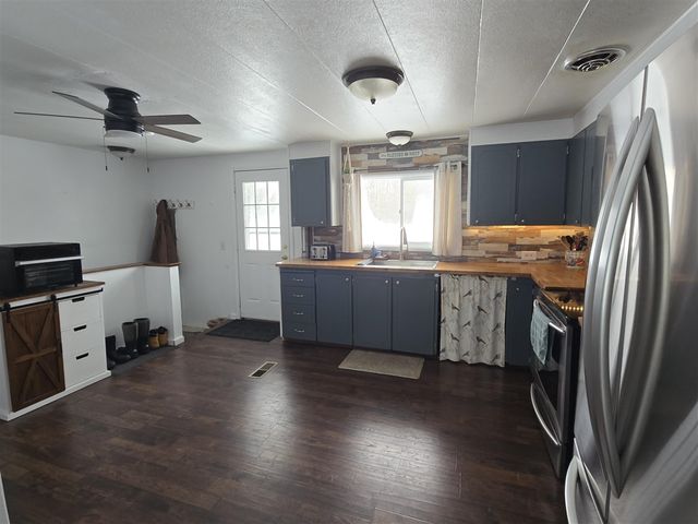 6025 W Shelby Road, Shelby, MI 49455