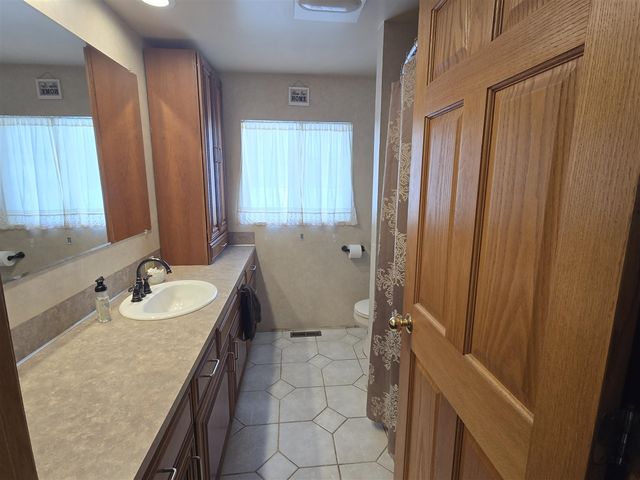 6025 W Shelby Road, Shelby, MI 49455