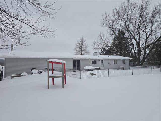 6025 W Shelby Road, Shelby, MI 49455