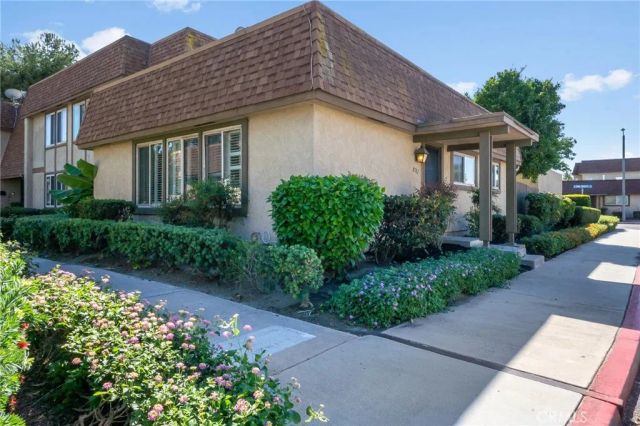8582 Santa Margarita, La Palma, CA 90623