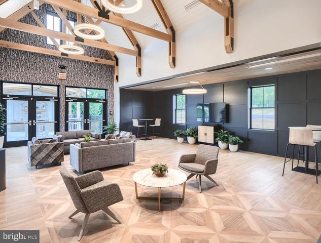 2221 BRENTFORD ST, Lancaster, PA 17601