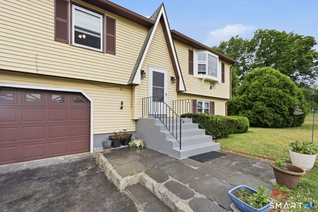101 Abbey Lane, Windsor, CT 06095