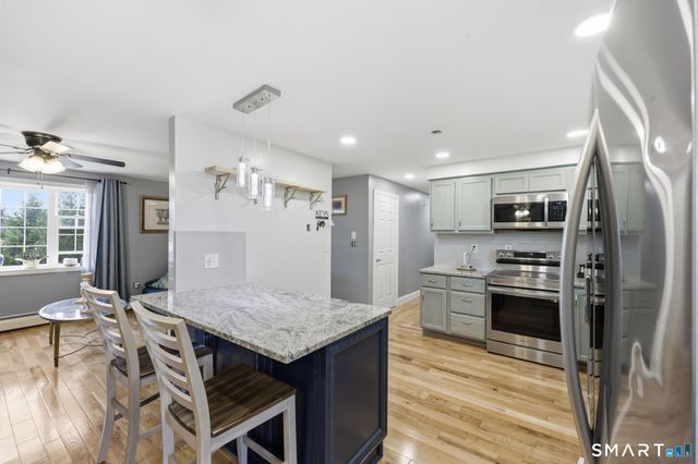 101 Abbey Lane, Windsor, CT 06095