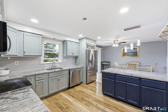 101 Abbey Lane, Windsor, CT 06095