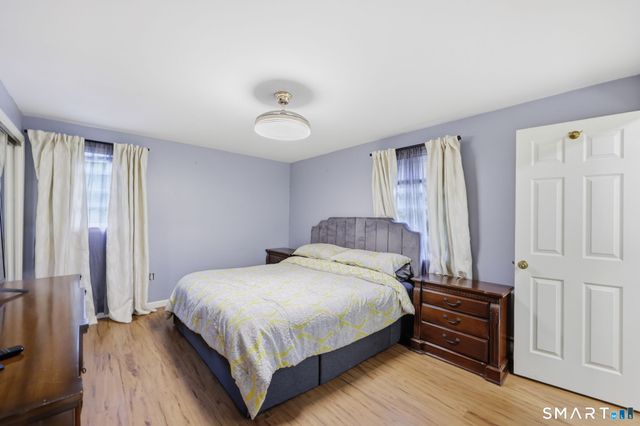 101 Abbey Lane, Windsor, CT 06095