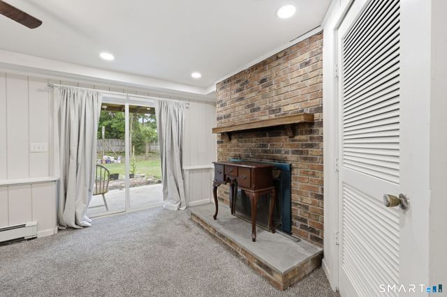 101 Abbey Lane, Windsor, CT 06095