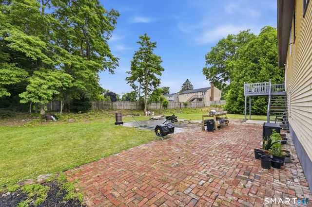 101 Abbey Lane, Windsor, CT 06095