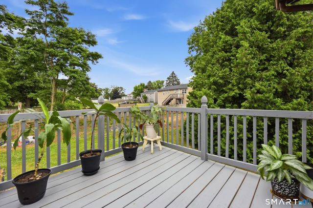 101 Abbey Lane, Windsor, CT 06095