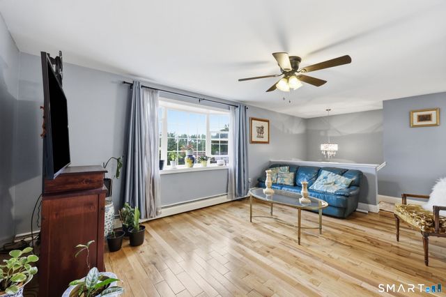 101 Abbey Lane, Windsor, CT 06095