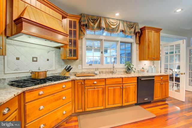 43287 WARWICK HILLS CT, Leesburg, VA 20176