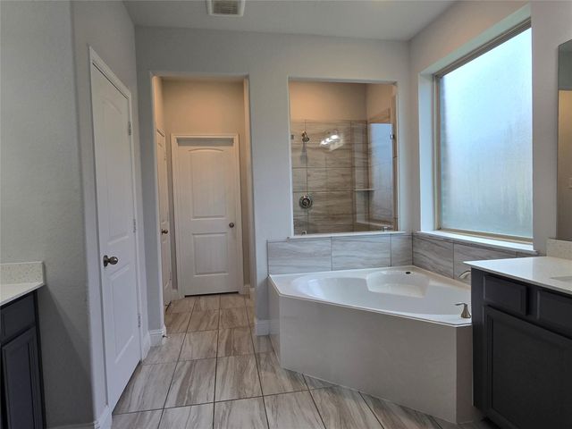 18938 Lynnwood Crest Drive, Manvel, TX 77578