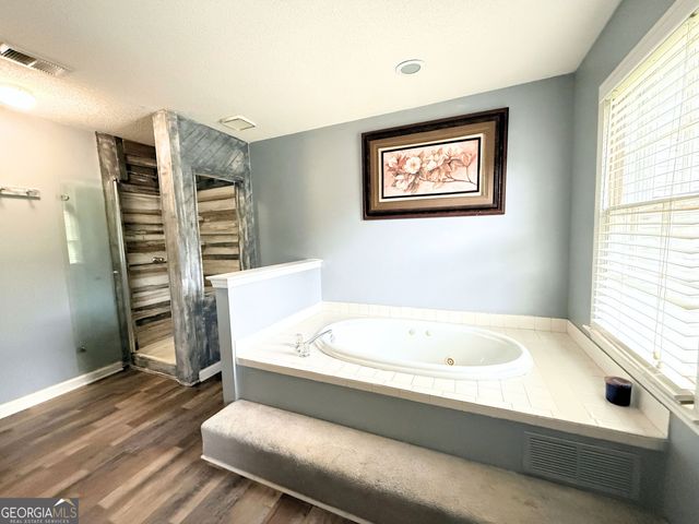 308 Regal Way E, Mcdonough, GA 30253