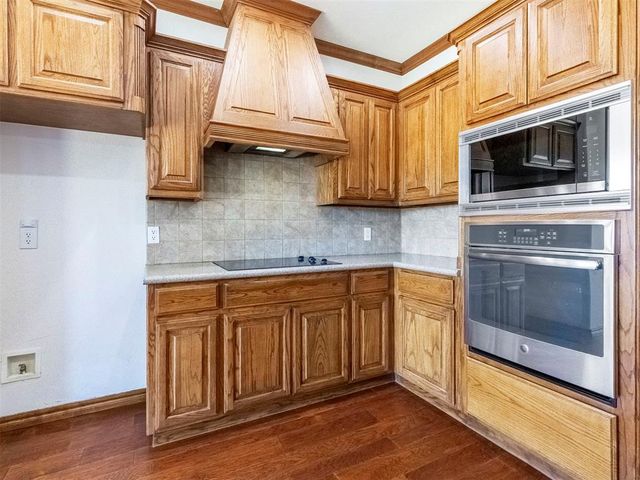 2521 Shoreline Drive, Norman, OK 73026