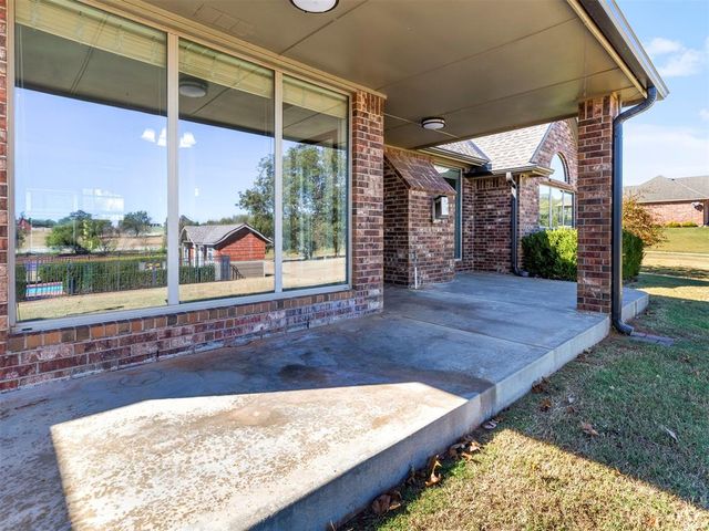2521 Shoreline Drive, Norman, OK 73026