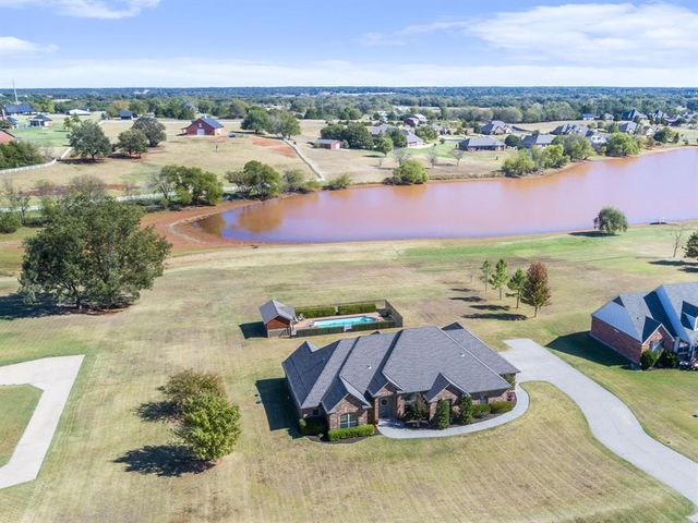 2521 Shoreline Drive, Norman, OK 73026