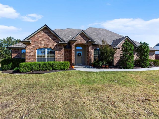 2521 Shoreline Drive, Norman, OK 73026