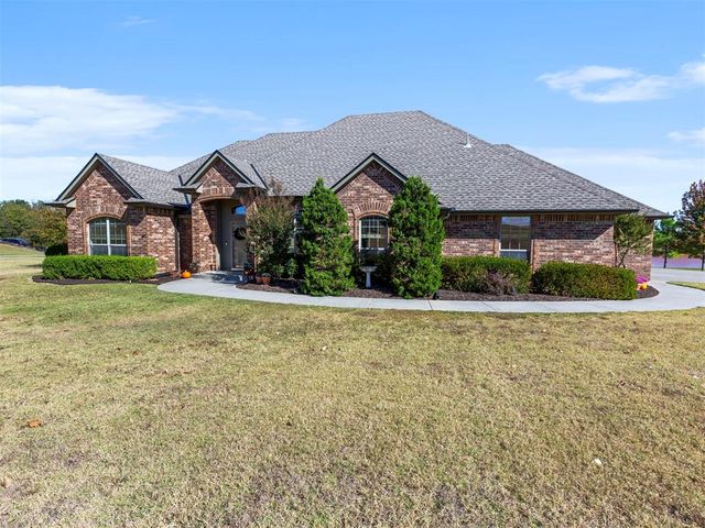 2521 Shoreline Drive, Norman, OK 73026