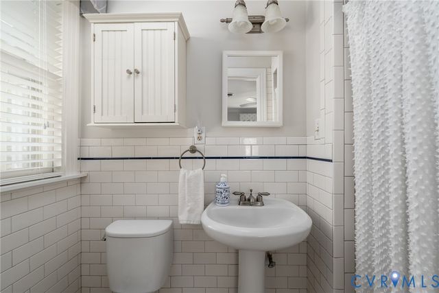 703 Devon Rd, Henrico, VA 23229