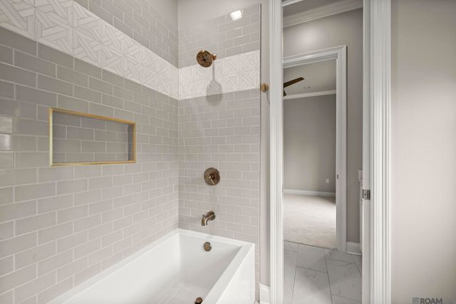 25852 Royal Birkdale, Denham Springs, LA 70726