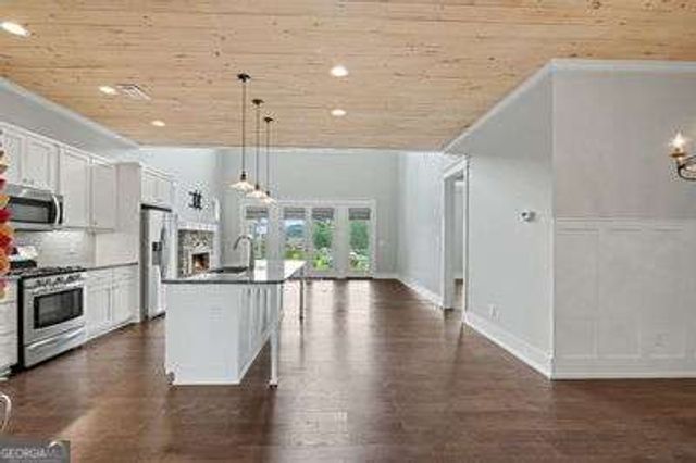 903 Elf School Road, Hayesville, NC 28904
