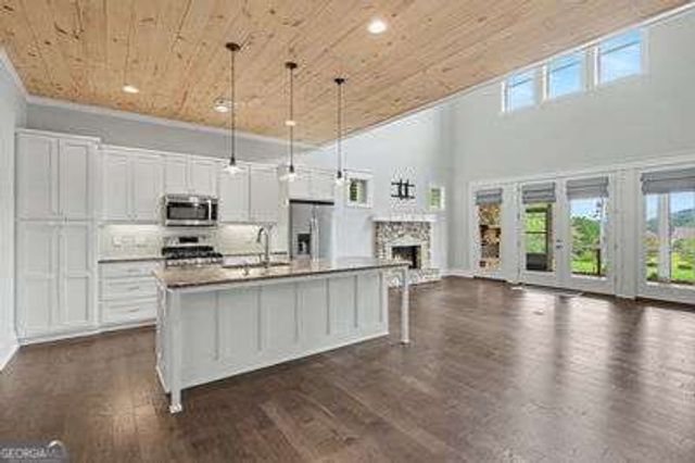 903 Elf School Road, Hayesville, NC 28904