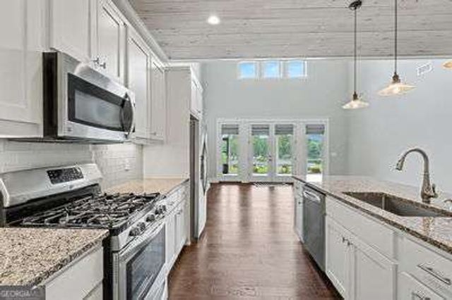 903 Elf School Road, Hayesville, NC 28904