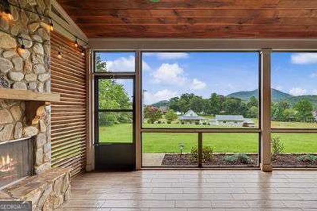 903 Elf School Road, Hayesville, NC 28904