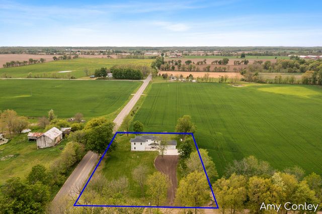 757 120th Avenue, Martin Twp, MI 49070