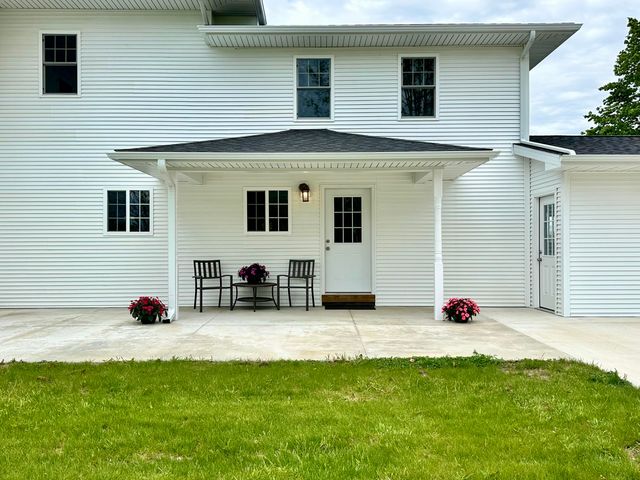757 120th Avenue, Martin Twp, MI 49070