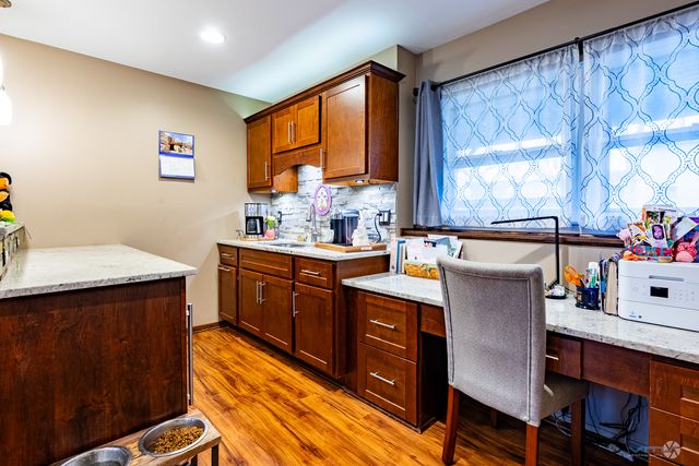 67 Kenilworth Avenue, Elk Grove Village, IL 60007