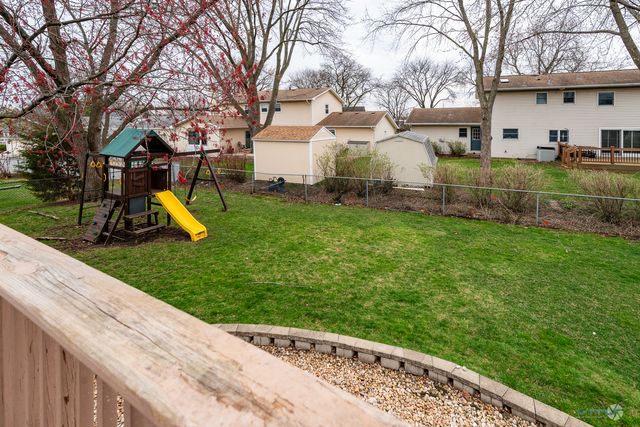 67 Kenilworth Avenue, Elk Grove Village, IL 60007