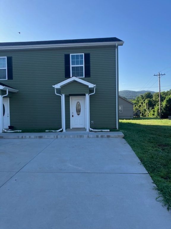 100 England St, E, Cowan, TN 37318
