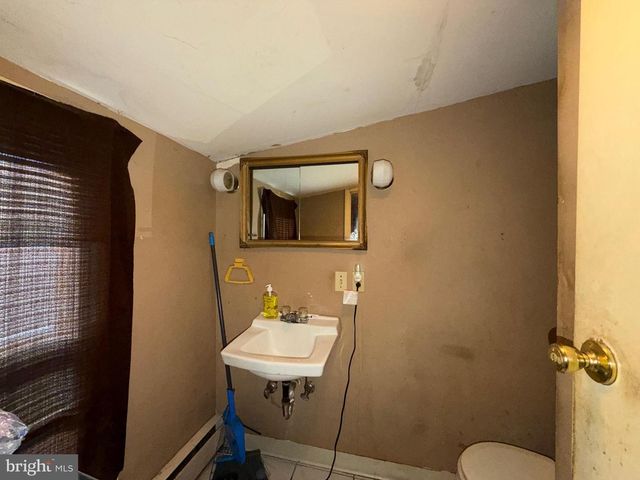 657 LEWISBERRY RD, New Cumberland, PA 17070