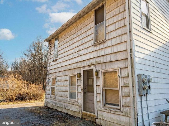 657 LEWISBERRY RD, New Cumberland, PA 17070