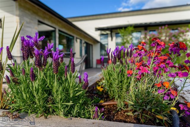 745 Rocky Road, Bozeman, MT 59718